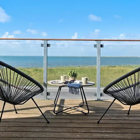 Nyaraló Beach Front In With House A Panoramic View Vestervig